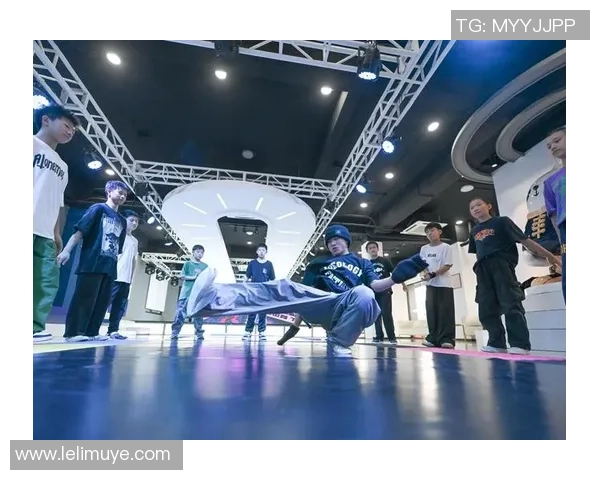 成都街舞队如何在世界滑板锦标赛中实现华丽转型与突破 成都街舞队如何在世界滑板锦标赛中实现华丽转型与突破